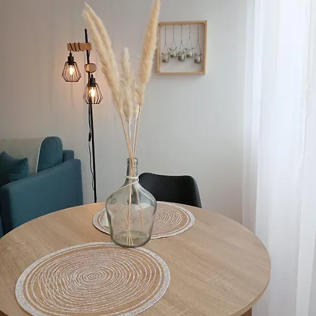 L'escale Bleue Mediterranee * La Grande-Motte