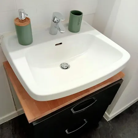 L'escale Bleue Mediterranee * La Grande-Motte